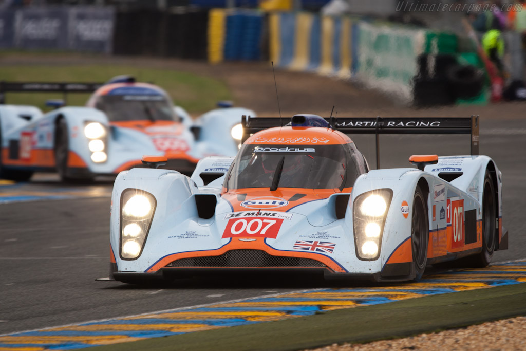 Strikingly liveried Lola Astons - Chassis: B0960-HU02S  - 2010 24 Hours of Le Mans