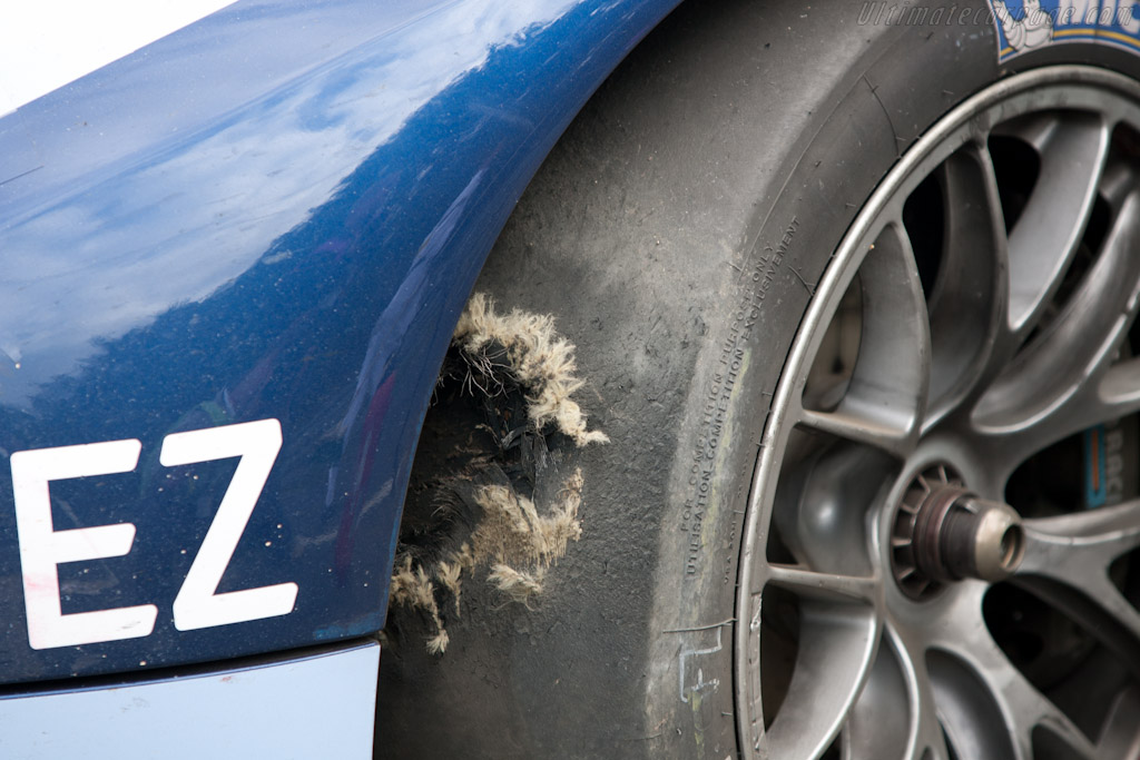 The damage - Chassis: MR10FORDGT1SN001  - 2010 24 Hours of Le Mans