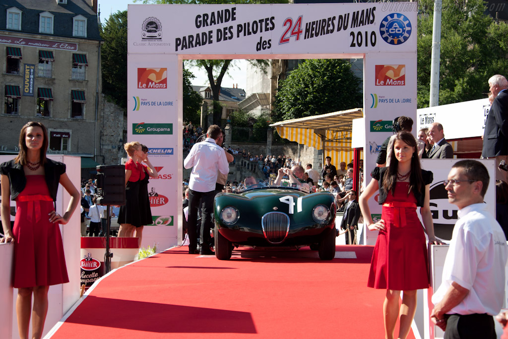 Welcome to the Parade   - 2010 24 Hours of Le Mans