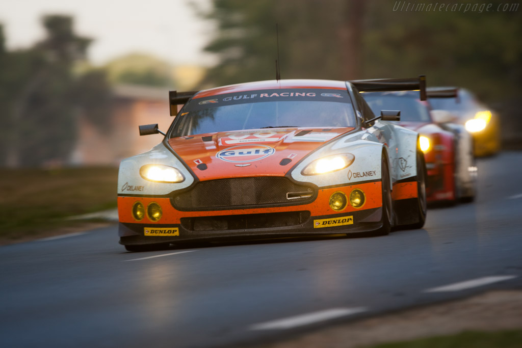 Aston Martin V8 Vantage GT2 - Chassis: GT2/009  - 2011 24 Hours of Le Mans