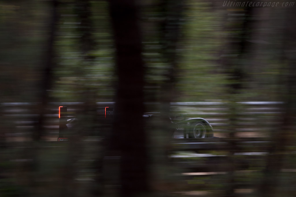 Audi R18 TDI - Chassis: 104  - 2011 24 Hours of Le Mans
