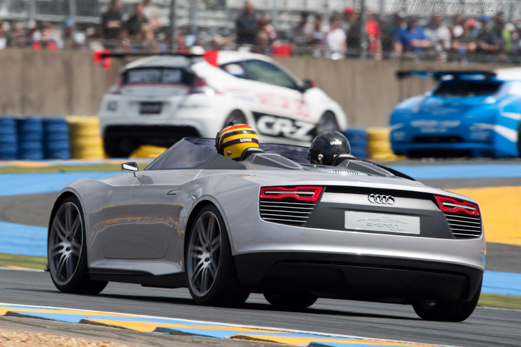 Audi e-tron Sypder   - 2011 24 Hours of Le Mans