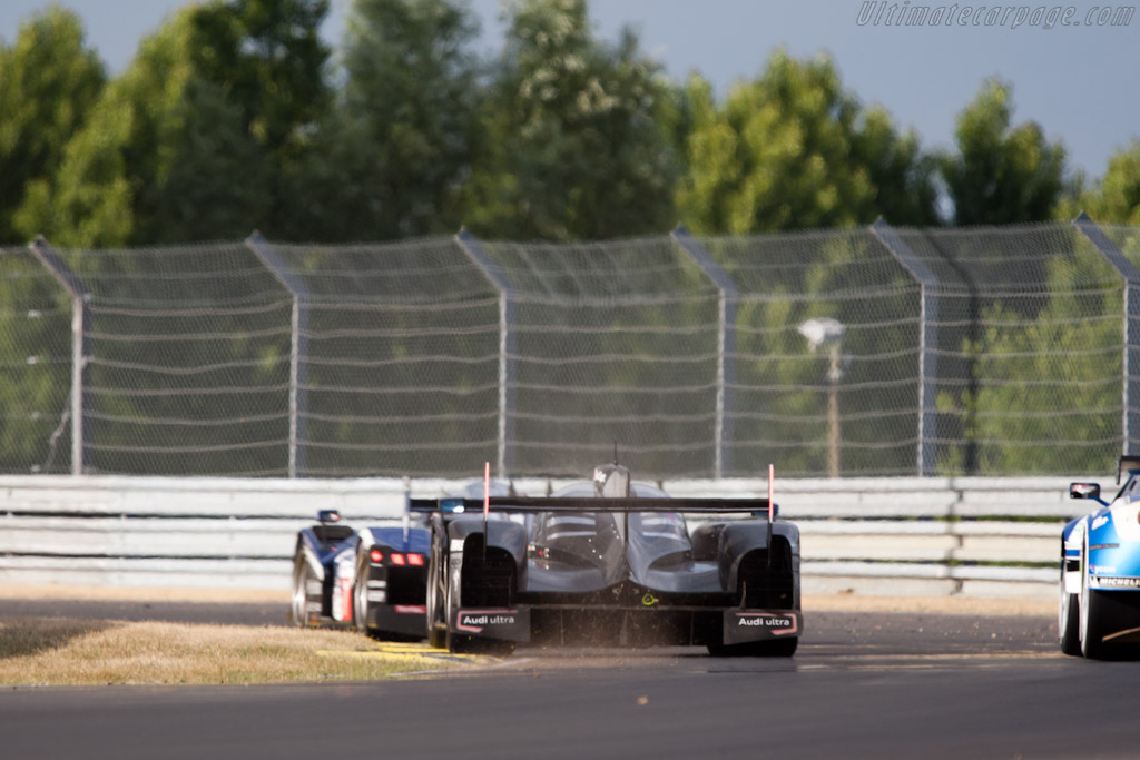 On the edge - Chassis: 104  - 2011 24 Hours of Le Mans