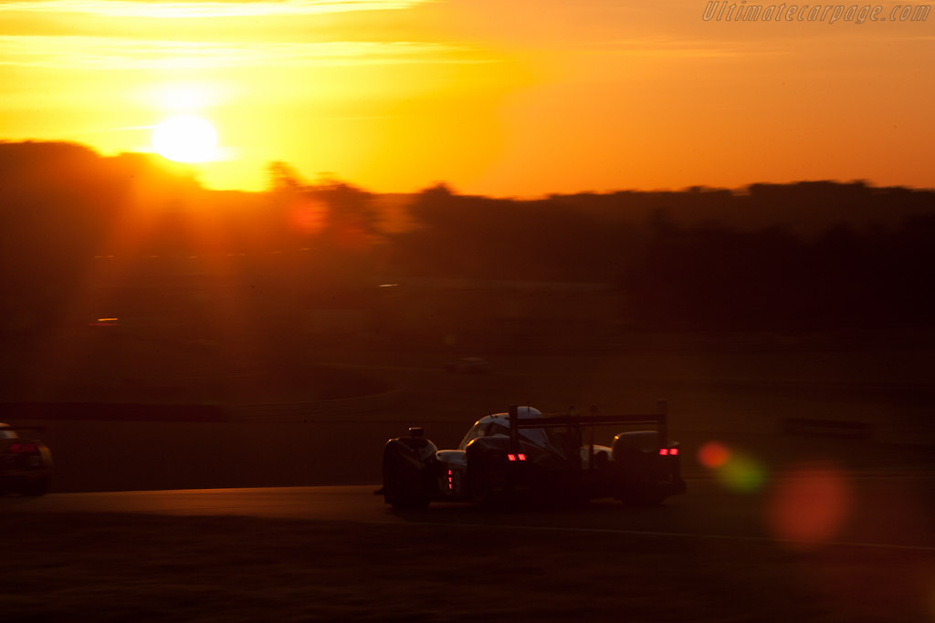 Peugeot 908 - Chassis: 908-03  - 2011 24 Hours of Le Mans