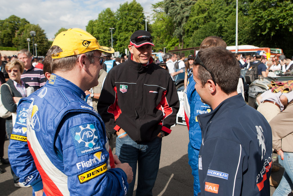 RML, Greaves and Peugeot drivers chat   - 2011 24 Hours of Le Mans