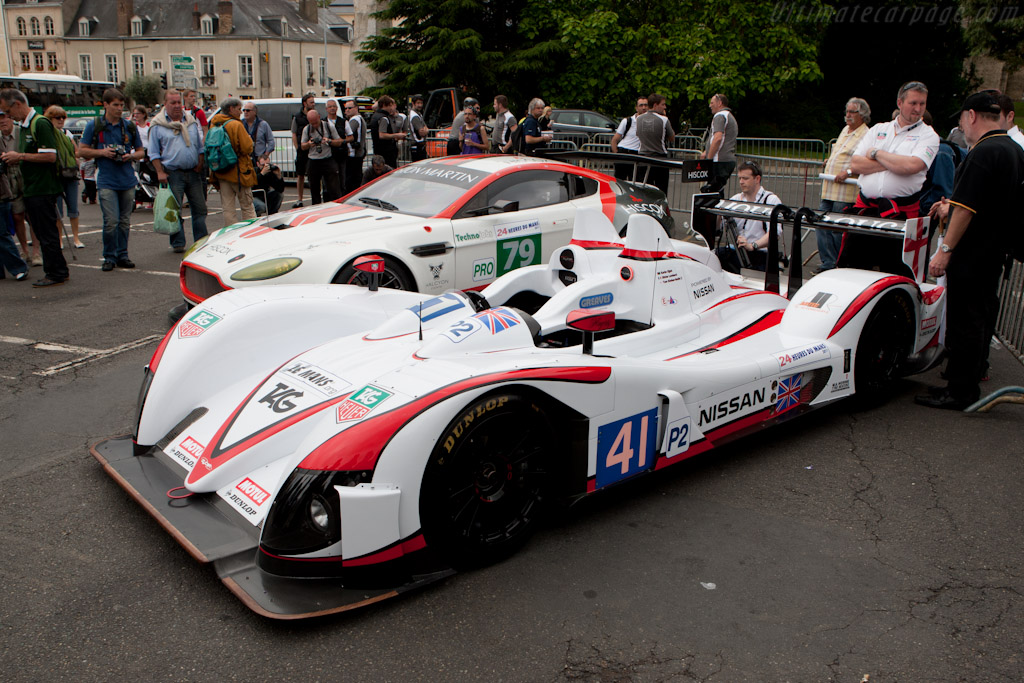 Red and white - Chassis: Z11SN-03  - 2011 24 Hours of Le Mans