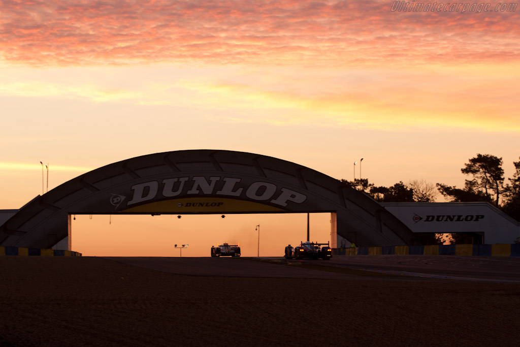 Still nothing between the lead Peugeot and Audi - Chassis: 908-04  - 2011 24 Hours of Le Mans