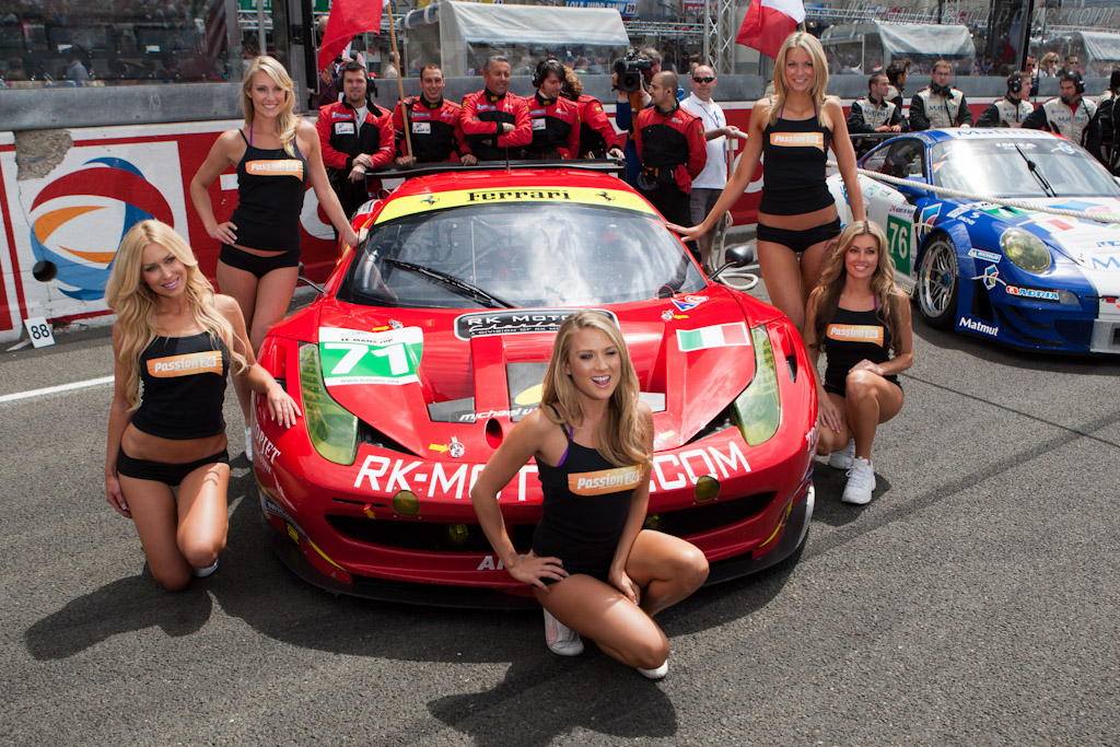 The grid - Chassis: 2822  - 2011 24 Hours of Le Mans