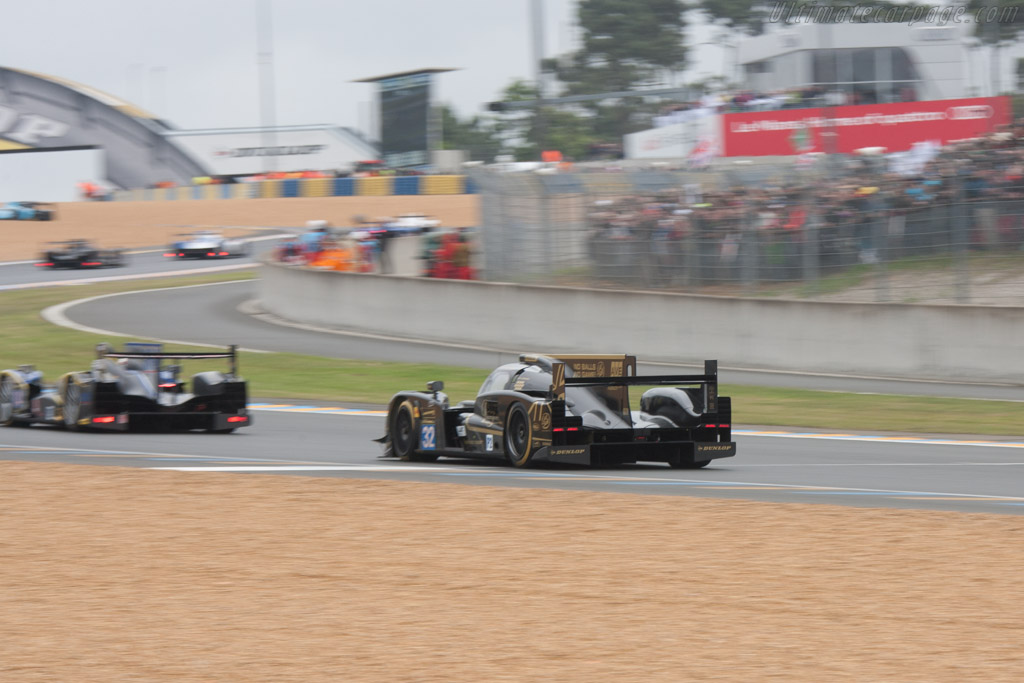 Off they go   - 2013 24 Hours of Le Mans