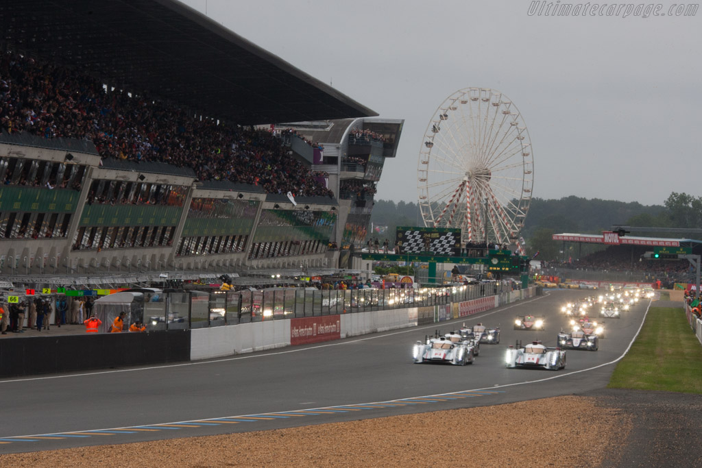 Off they go   - 2013 24 Hours of Le Mans