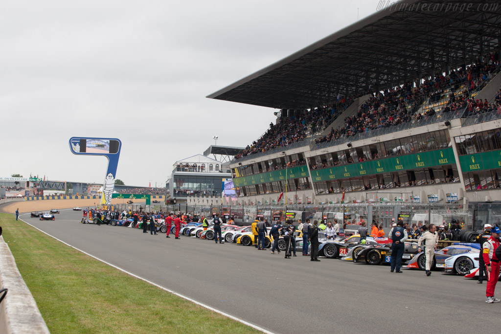 Off they go   - 2013 24 Hours of Le Mans