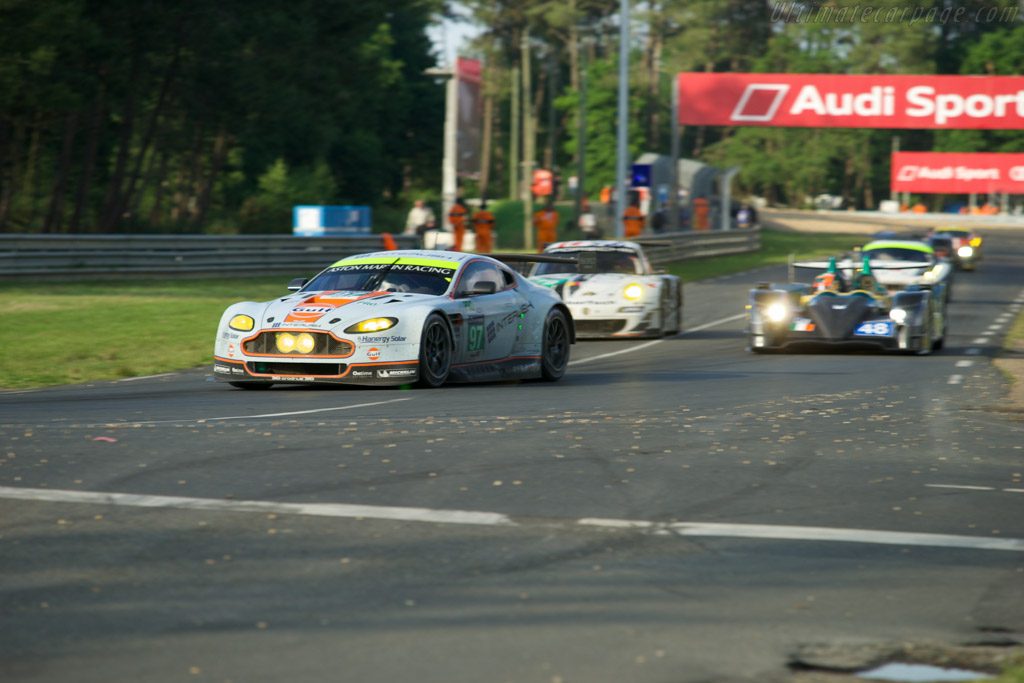 Aston Martin V8 Vantage GTE - Chassis: GTE-002  - 2014 24 Hours of Le Mans