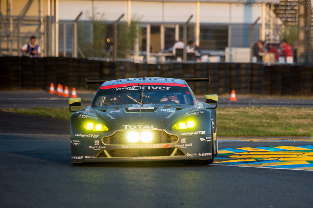 Aston Martin V8 Vantage GTE - Chassis: GTE-004 - Entrant: Aston Martin Racing - Driver: Nicki Thiim / Marco Sorensen / Darren Turner - 2016 24 Hours of Le Mans