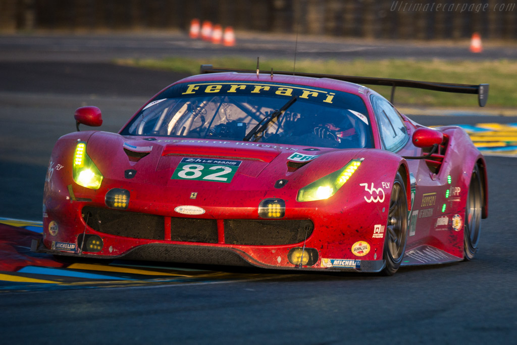 Ferrari 488 GTE  - Entrant: Risi Competizione - Driver: Giancarlo Fisichella / Toni Villander / Matteo Malucelli - 2016 24 Hours of Le Mans