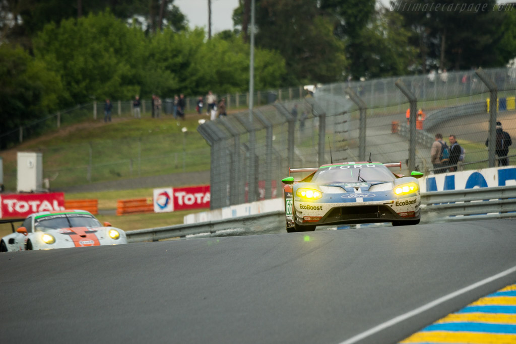 Ford GT  - Entrant: Ford Chip Ganassi Team UK - Driver: Oliver Pla / Stefan Mucke / Billy Johnson - 2016 24 Hours of Le Mans
