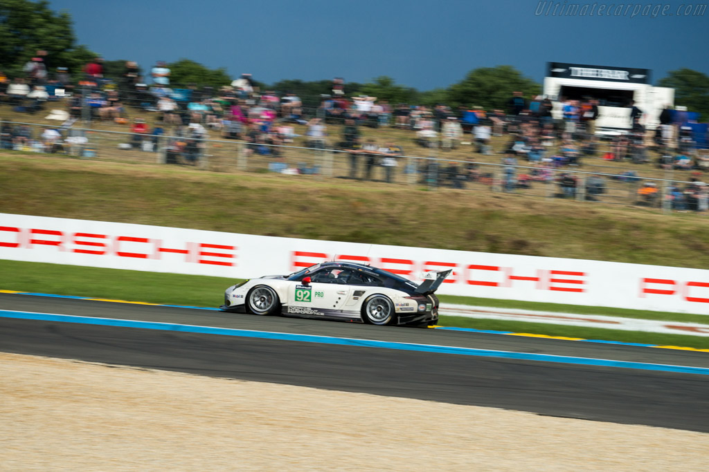 Porsche 911 RSR  - Entrant: Porsche Motorsport - Driver: Frederic Makowiecki / Earl Bamber / Jorg Bergmeister - 2016 24 Hours of Le Mans