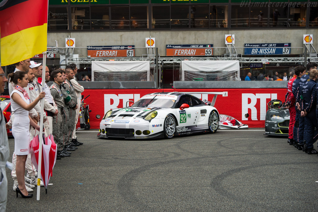 Porsche 911 RSR  - Entrant: Porsche Motorsport - Driver: Frederic Makowiecki / Earl Bamber / Jorg Bergmeister - 2016 24 Hours of Le Mans