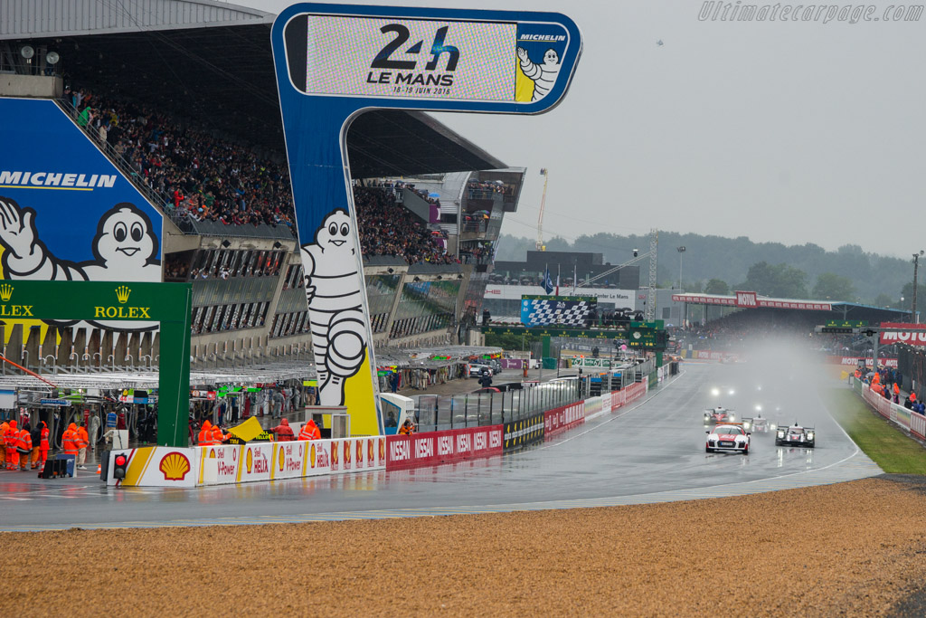 Porsche 919 Hybrid - Chassis: 1602 - Entrant: Porsche Team - Driver: Romain Dumas / Neel Jani / Marc Lieb - 2016 24 Hours of Le Mans