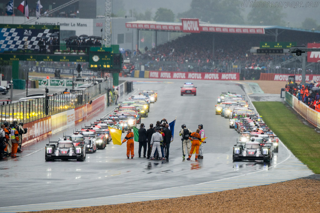 Porsche 919 Hybrid - Chassis: 1602 - Entrant: Porsche Team - Driver: Romain Dumas / Neel Jani / Marc Lieb - 2016 24 Hours of Le Mans