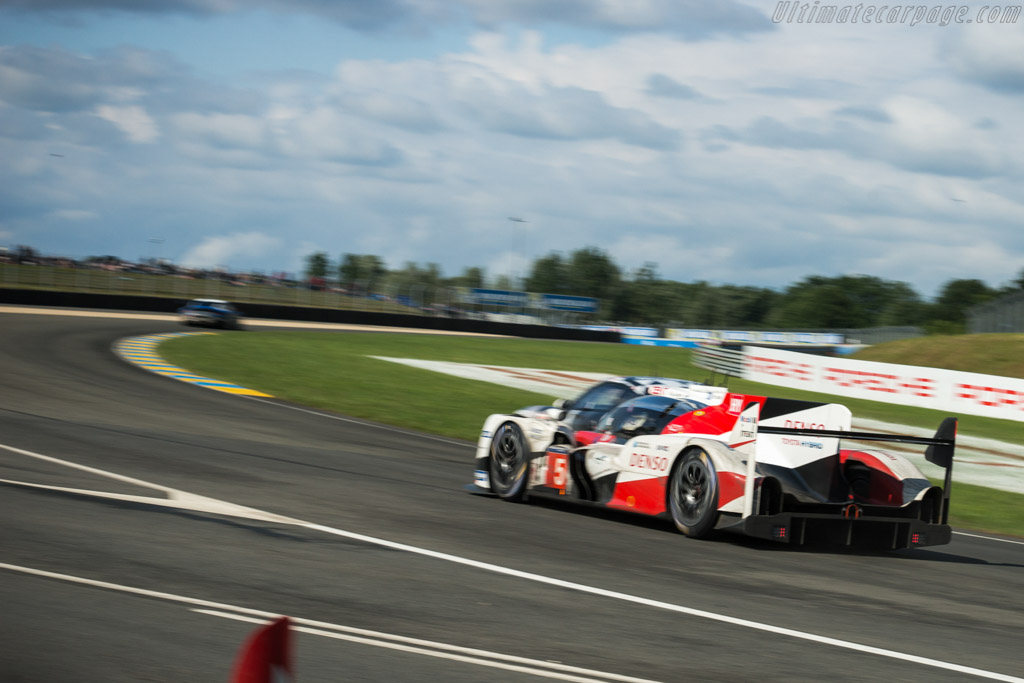 Toyota TS050 Hybrid - Chassis: 16-01 - Entrant: Toyota Gazoo Racing - Driver: Anthony Davidson / Sebastien Buemi / Kazuki Nakajima - 2016 24 Hours of Le Mans
