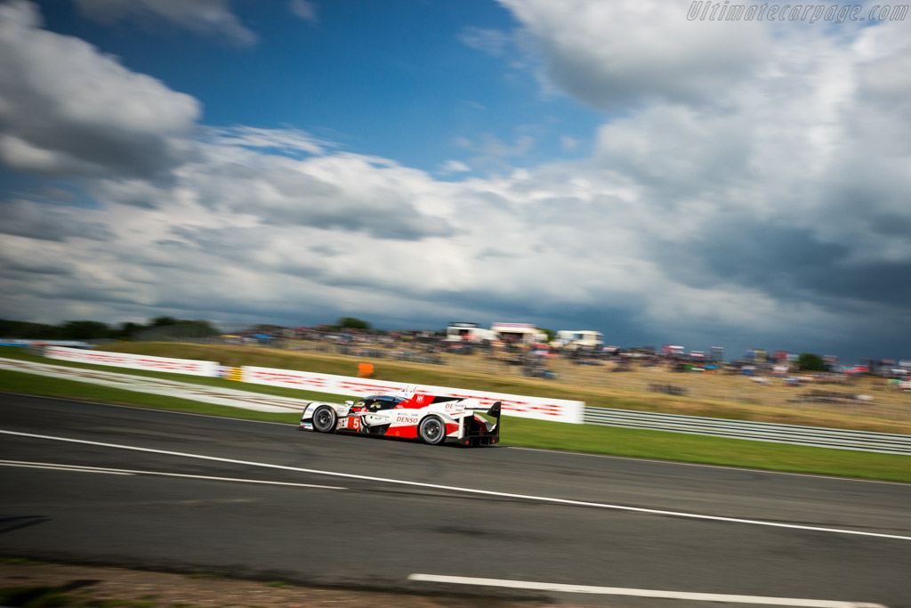 Toyota TS050 Hybrid - Chassis: 16-01 - Entrant: Toyota Gazoo Racing - Driver: Anthony Davidson / Sebastien Buemi / Kazuki Nakajima - 2016 24 Hours of Le Mans