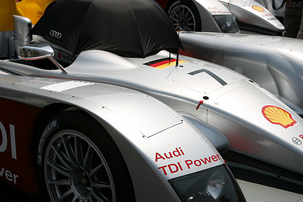 Audi front row - Chassis: 103 - Entrant: Audi Sport Team Joest - 2006 24 Hours of Le Mans