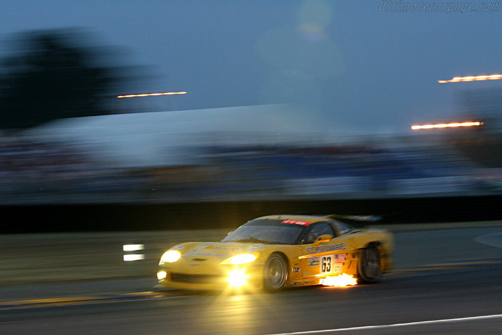 Fire in the hole - Chassis: 003 - Entrant: Corvette Racing - 2006 24 Hours of Le Mans