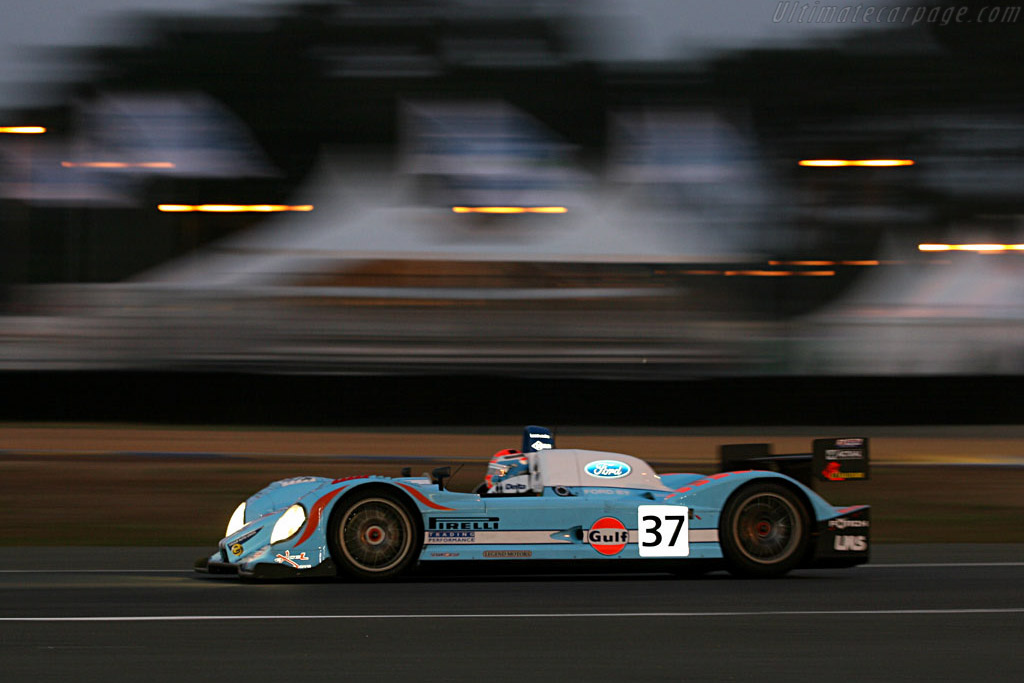 Into the night - Chassis: C60-10 - Entrant: Paul Belmondo Racing - 2006 24 Hours of Le Mans