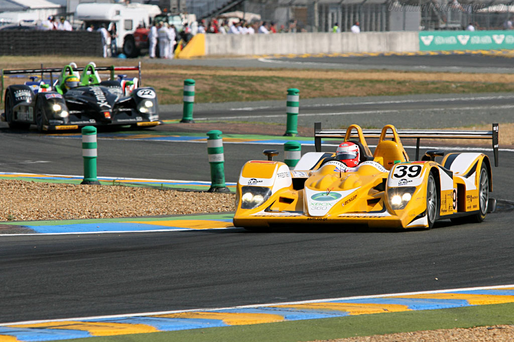 LMP2 leaders - Chassis: B0540-HU01 - Entrant: Chamberlain Synergy - 2006 24 Hours of Le Mans