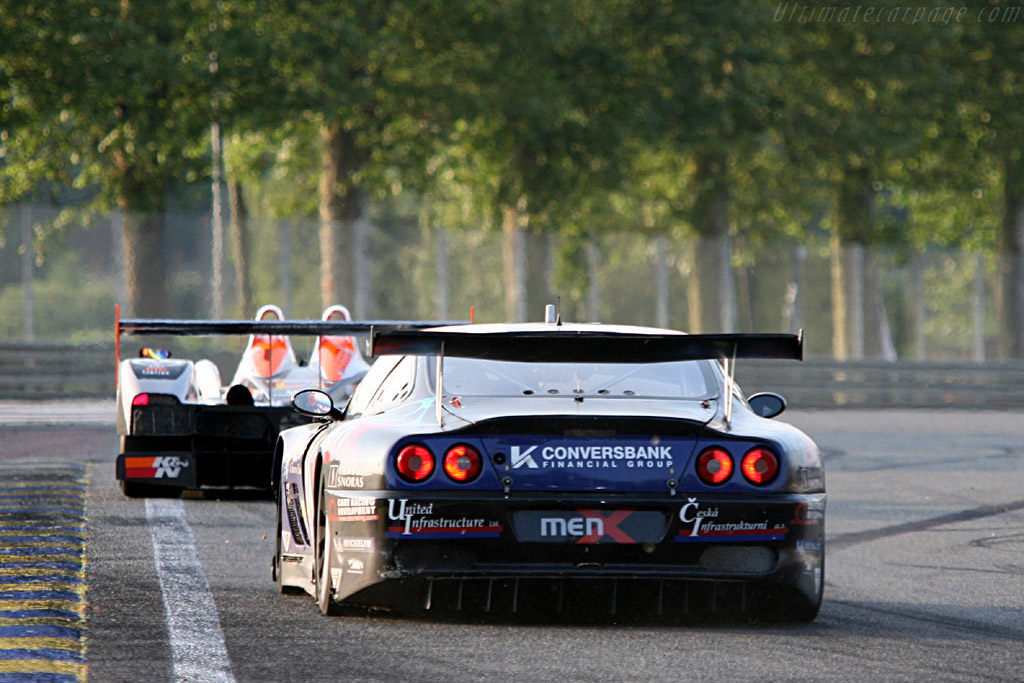 Old lady still going strong - Chassis: CRD 09 - Entrant: Convers Menx Team - 2006 24 Hours of Le Mans