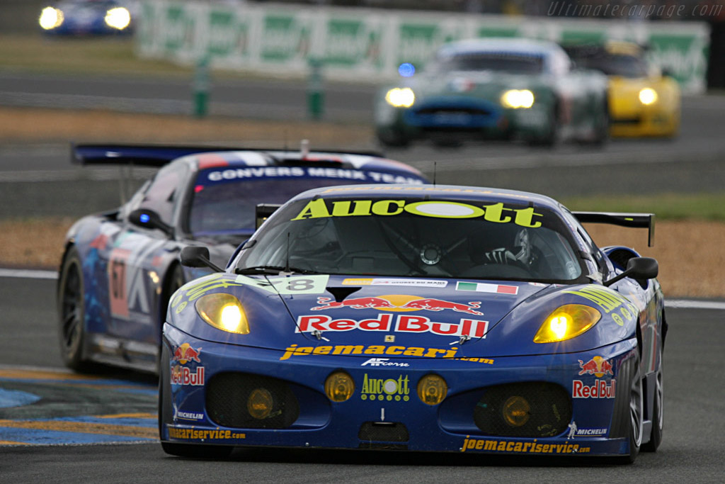 A Ferrari lapping a Ferrari - Chassis: 2466 - Entrant: AF Corse - 2007 24 Hours of Le Mans