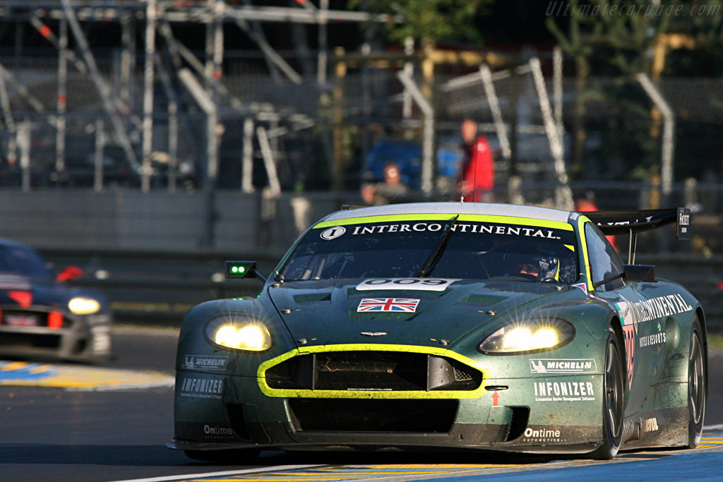 Astons through Tertre Rouge - Chassis: DBR9/10 - Entrant: Aston Martin Racing - 2007 24 Hours of Le Mans