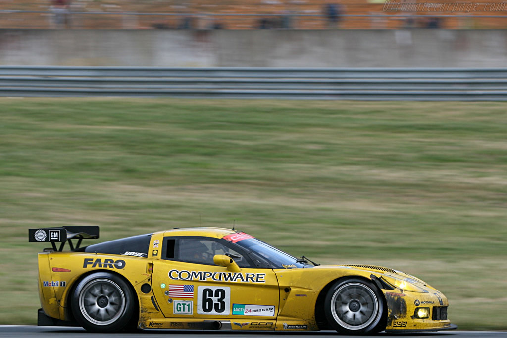 Rumbling on - Chassis: 005 - Entrant: Corvette Racing - 2007 24 Hours of Le Mans