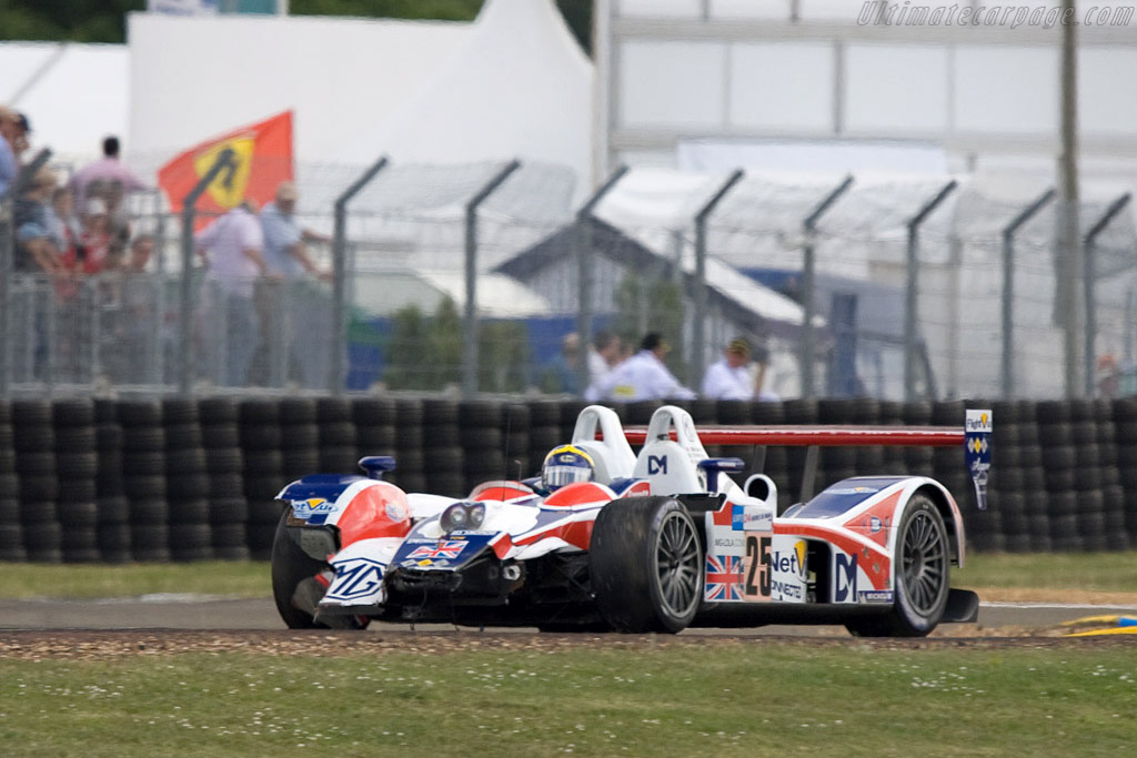 Early casualty - Chassis: B0540-HU05 - Entrant: RML - 2008 24 Hours of Le Mans