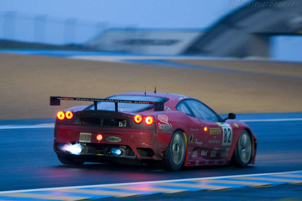 Fire in the hole - Chassis: 2606 - Entrant: Risi Competizione - 2008 24 Hours of Le Mans