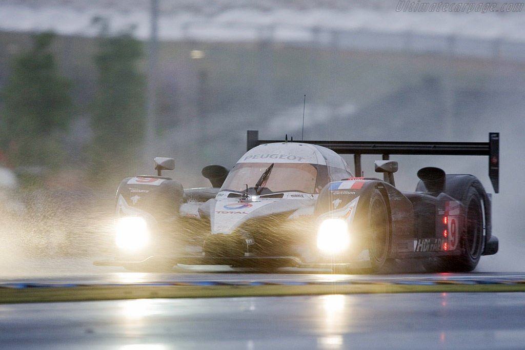 Water, lots of it - Chassis: 908-04 - Entrant: Peugeot Sport Total - 2008 24 Hours of Le Mans