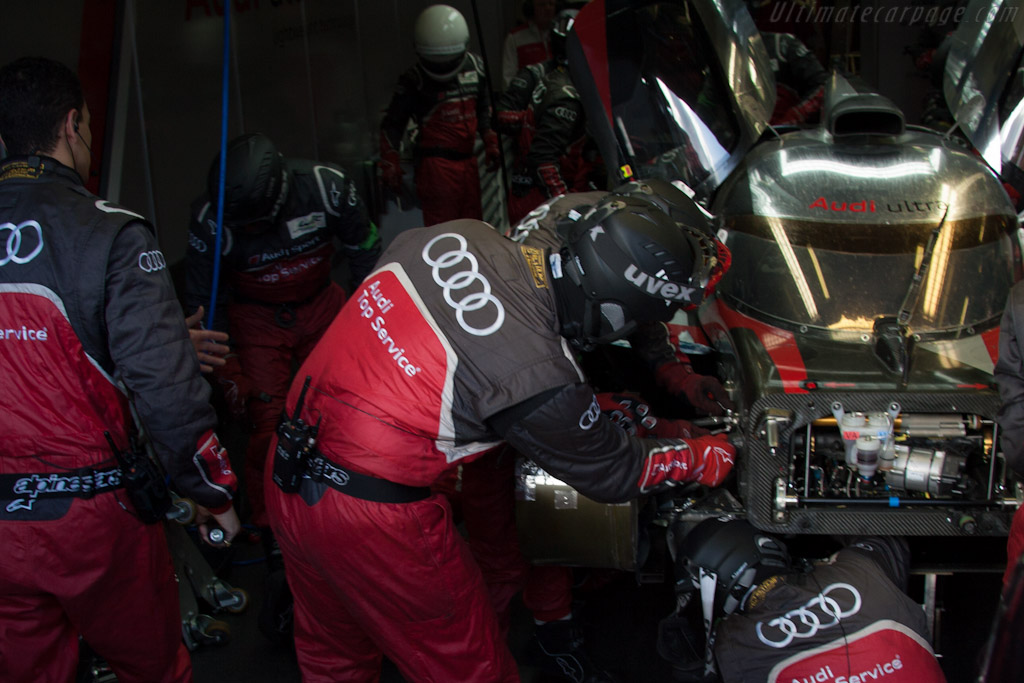 Audi repairs - Chassis: 207  - 2012 24 Hours of Le Mans
