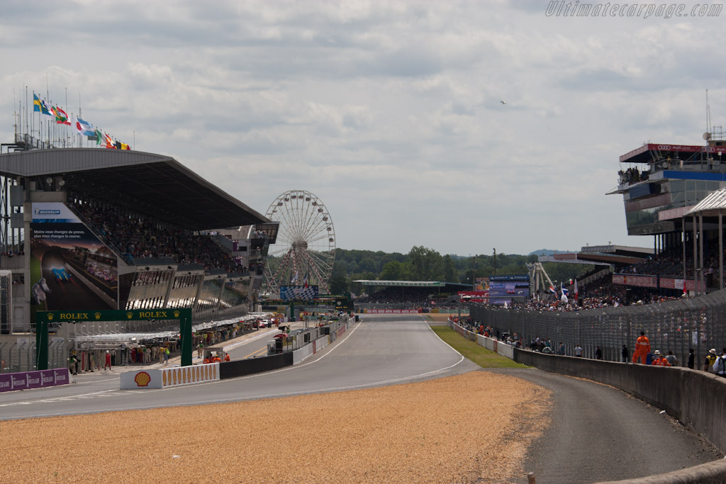 Start-Finish Straight   - 2012 24 Hours of Le Mans