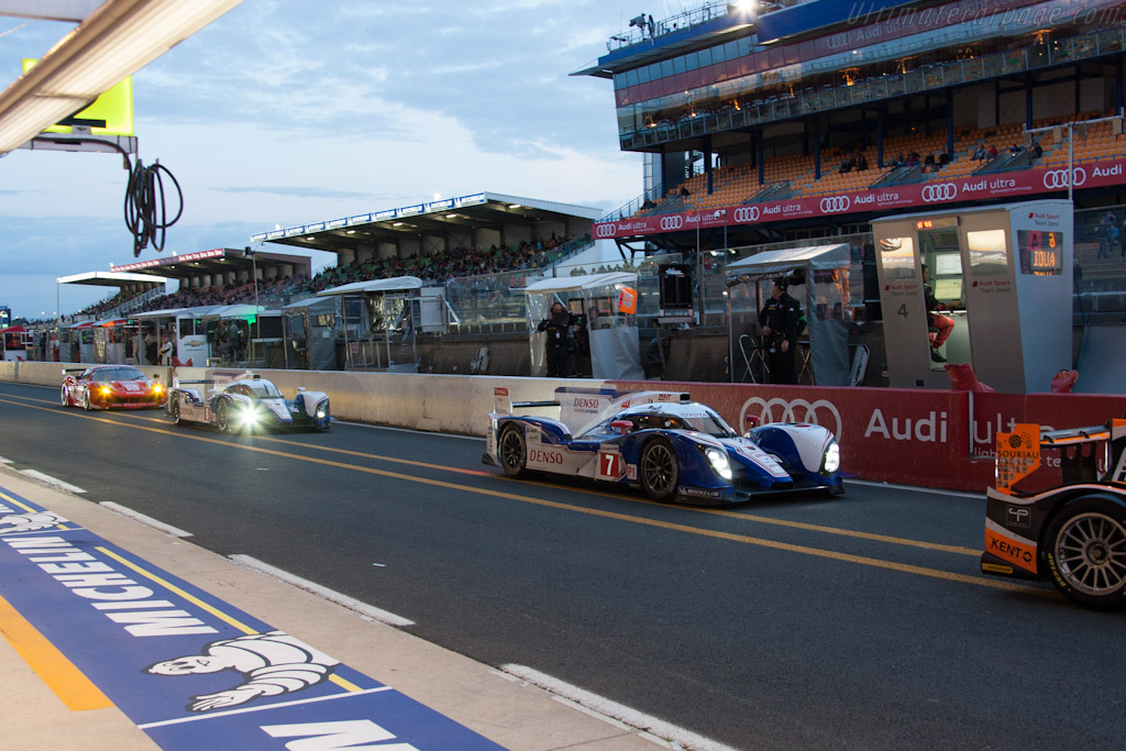 Toyotas - Chassis: 12-02  - 2012 24 Hours of Le Mans