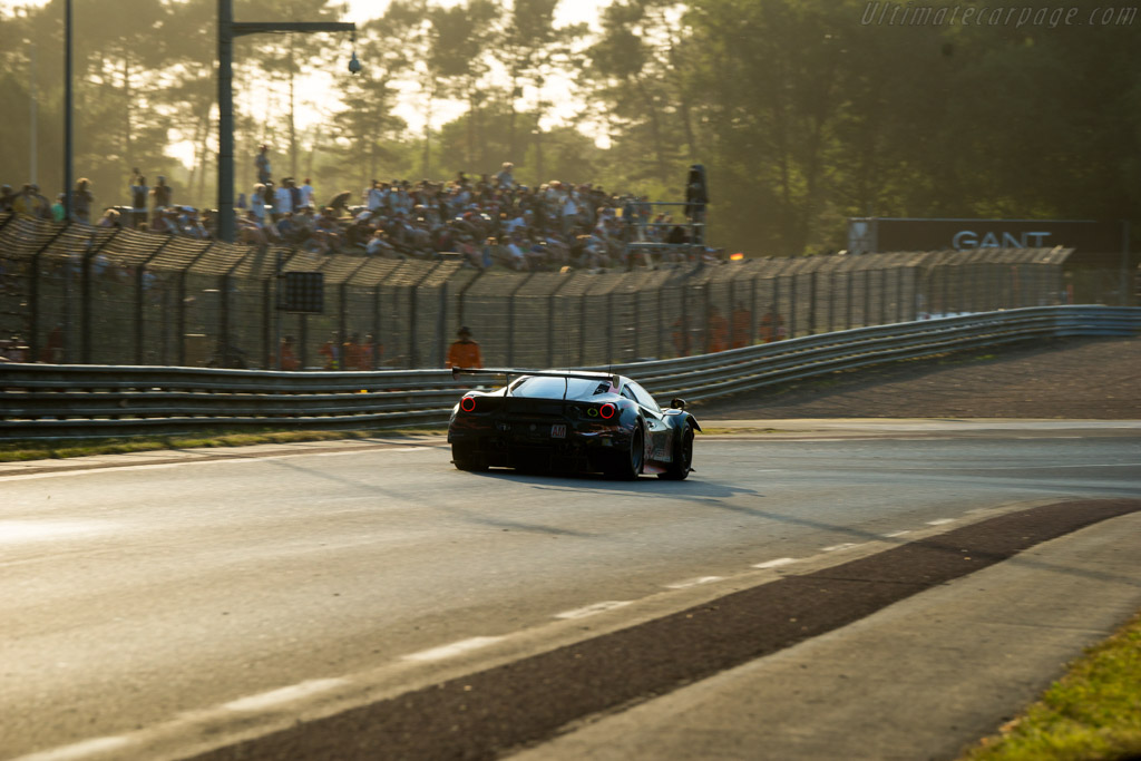 Ferrari 488 GTE - Chassis: 3806 - Entrant: Clearwater Racing - Driver: Weng Sun Mok / Keita Sawa / Matthew Griffin - 2017 24 Hours of Le Mans