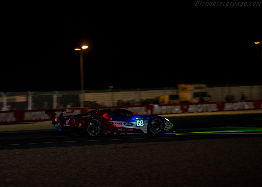 Ford GT  - Entrant: Ford Chip Ganassi Racing Team USA - Driver: Joey Hand / Dirk Muller / Tony Kanaan - 2017 24 Hours of Le Mans