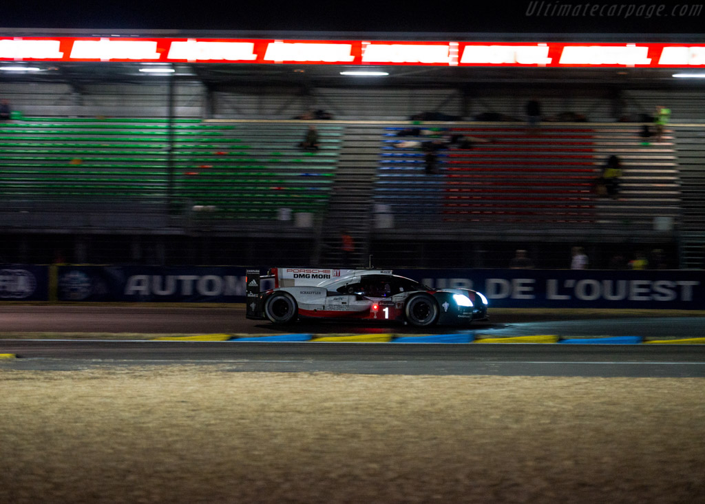 Porsche 919 Hybrid - Chassis: 1704 - Entrant: Porsche LMP Team - Driver: Neil Jani / Andre Lotterer / Nicholas Tandy - 2017 24 Hours of Le Mans