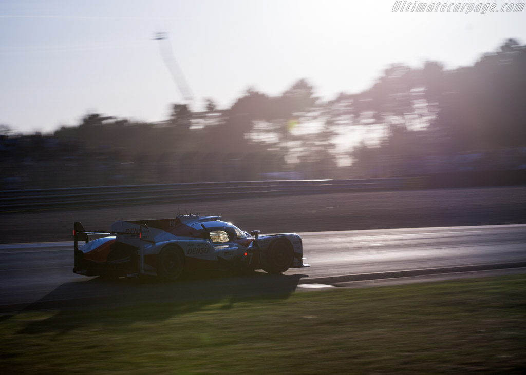 Toyota TS050 - Chassis: 17-07 - Entrant: Toyota Gazoo Racing - Driver: Mike Conway / Kamui Kobayashi / Stephane Sarrazin - 2017 24 Hours of Le Mans