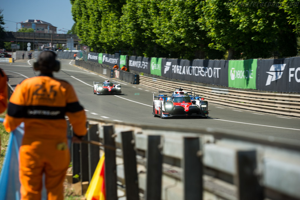 Toyota TS050 - Chassis: 17-07 - Entrant: Toyota Gazoo Racing - Driver: Mike Conway / Kamui Kobayashi / Stephane Sarrazin - 2017 24 Hours of Le Mans