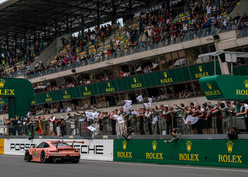 Porsche 911 RSR - Chassis: WP0ZZZ99ZJS199904 - Entrant: Porsche GT Team - Driver: Michael Christensen / Kevin Estre / Laurens Vanthoor - 2018 24 Hours of Le Mans
