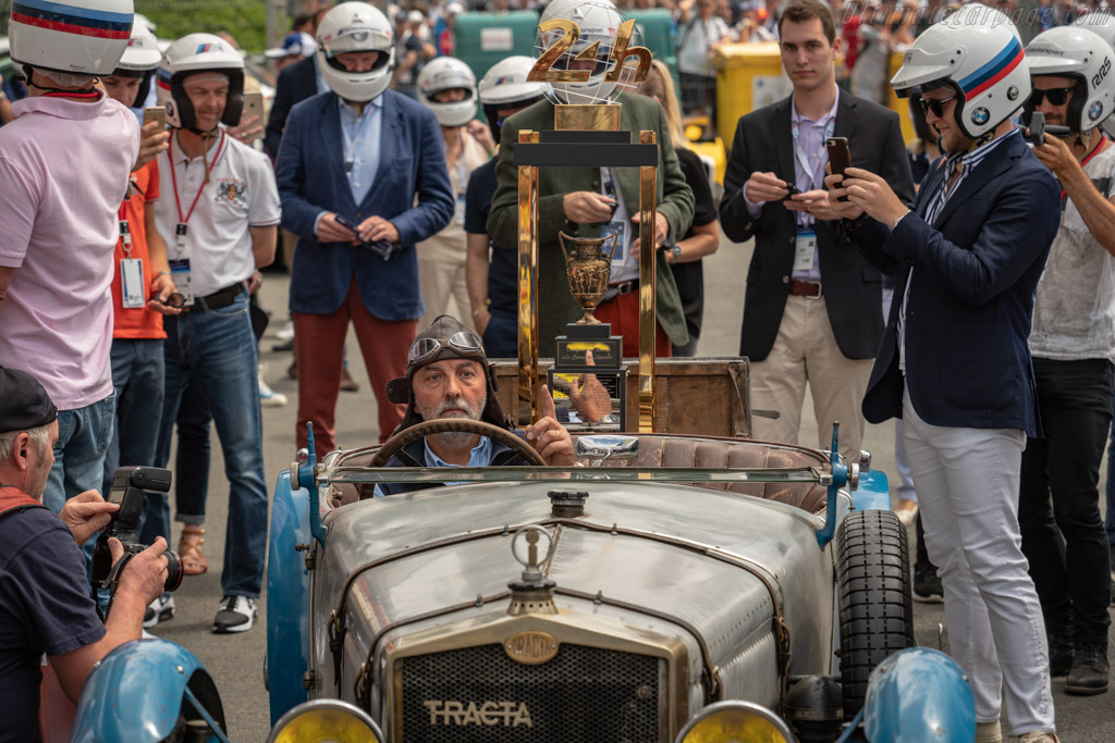 The trophy   - 2018 24 Hours of Le Mans