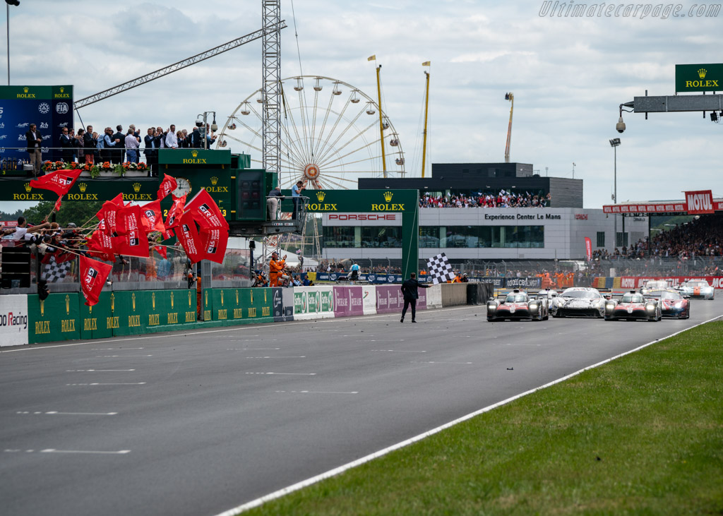 Toyota TS050 Hybrid - Chassis: 18-09 - Entrant: Toyota Gazoo Racing - Driver: Sébastien Buemi / Kazuki Nakajima / Fernando Alonso - 2018 24 Hours of Le Mans