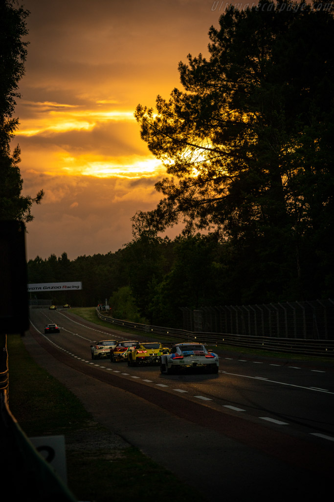 Porsche 911 RSR - Chassis: WP0ZZZ99ZHS199901 - Entrant: Porsche GT Team - Driver: Patrick Pilet / Earl Bamber / Nick Tandy - 2019 24 Hours of Le Mans