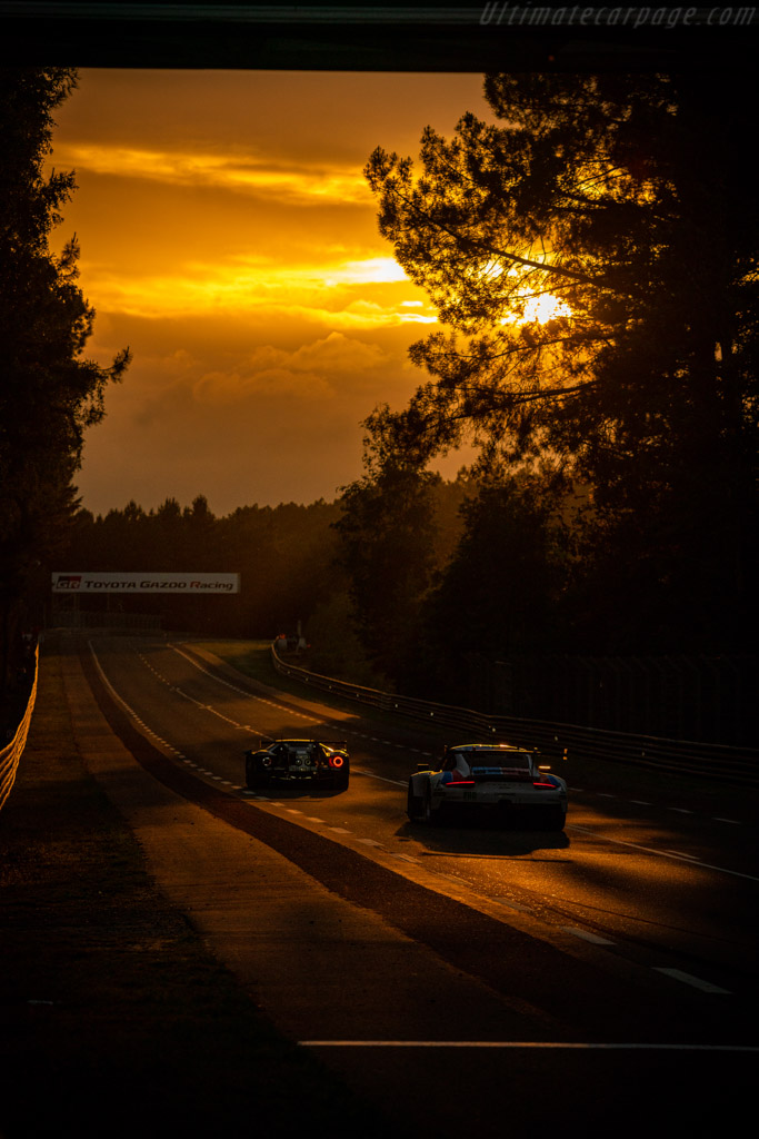 Porsche 911 RSR - Chassis: WP0ZZZ99ZHS199902 - Entrant: Porsche GT Team - Driver: Sven Müller / Mathieu Jaminet / Dennis Olsen - 2019 24 Hours of Le Mans