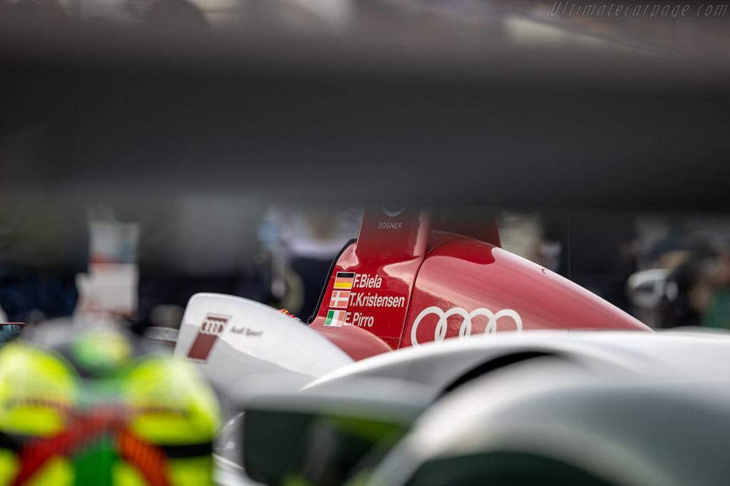 Audi R8 - Chassis: 404  - 2023 24 Hours of Le Mans